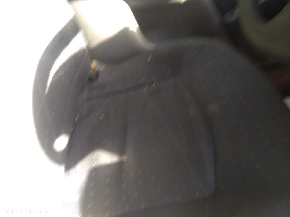 Auto na części - Renault Thalia 65KM diesel 2003 Silnik Skrzynia Drzwi Maska Klapa Błotnik Zderzak Lampa Szyba Klamka Lusterko Deska Kokpit - 11