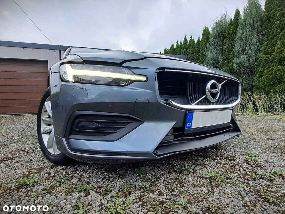 Volvo V60 D4 Geartronic Momentum - 20