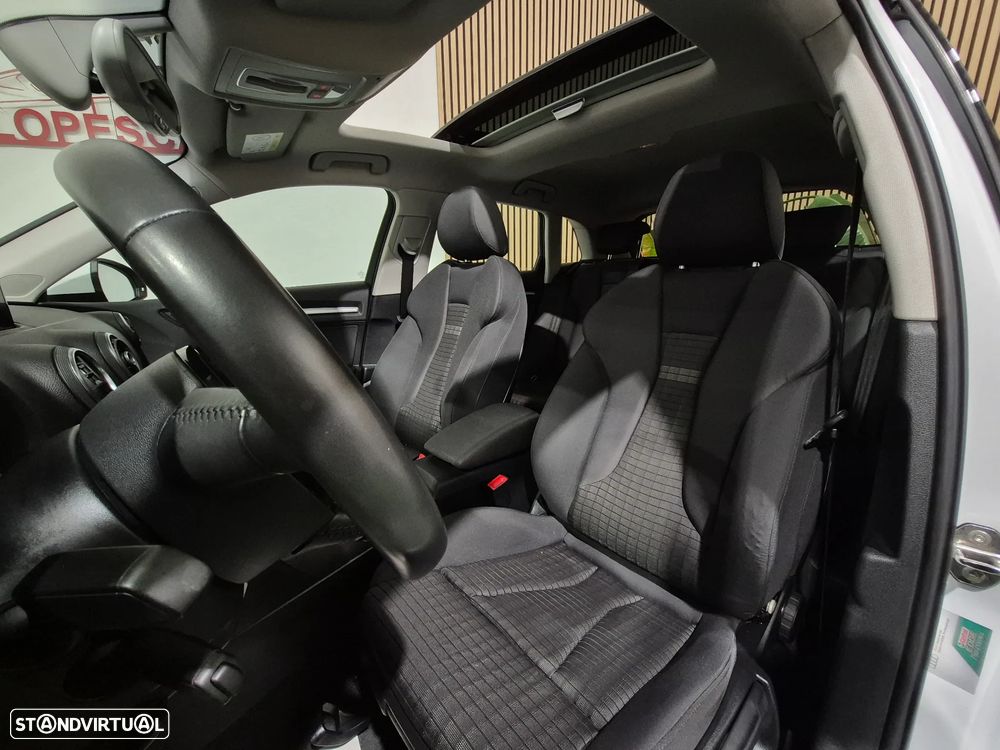 Audi A3 Sportback 1.6 TDI Attraction Special Edition - 36