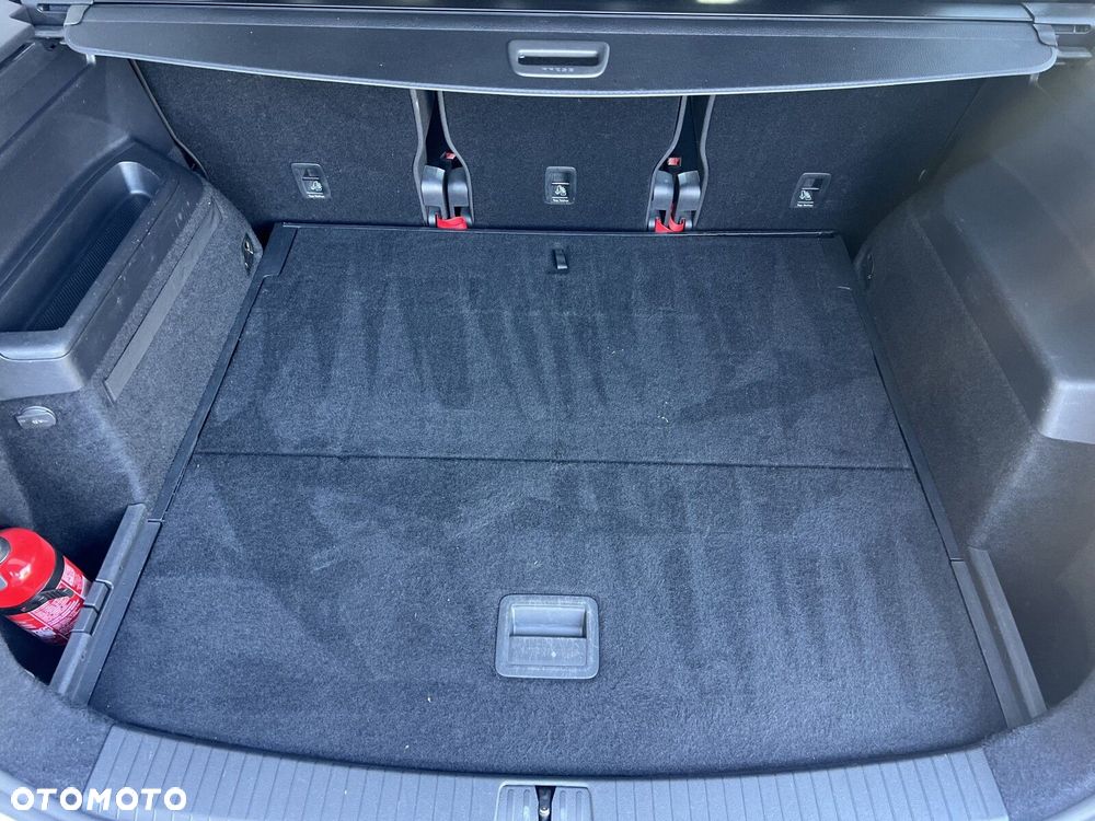 Volkswagen Touran 2.0 TDI BMT Comfortline DSG - 29