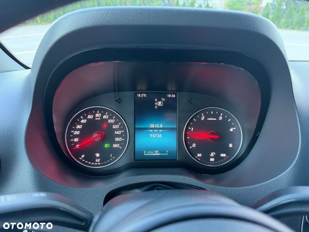 Mercedes-Benz Sprinter 319 CDI - 17