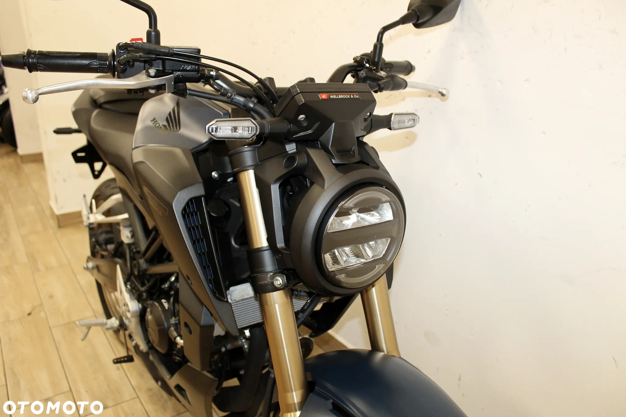 Honda CB - 10