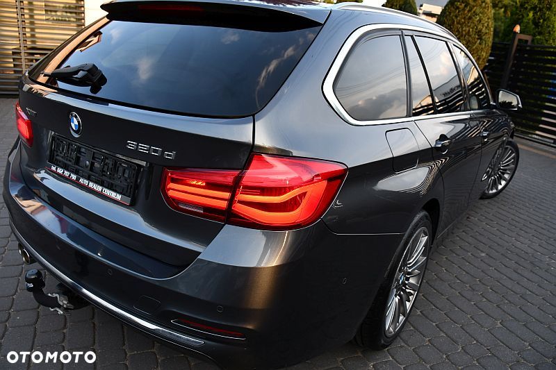 BMW Seria 3 320d xDrive Edition Luxury Line Purity - 34