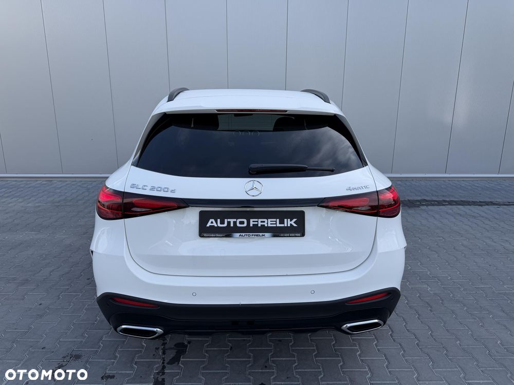 Mercedes-Benz GLC 200 d 4Matic 9G-TRONIC AMG Line Advanced - 10