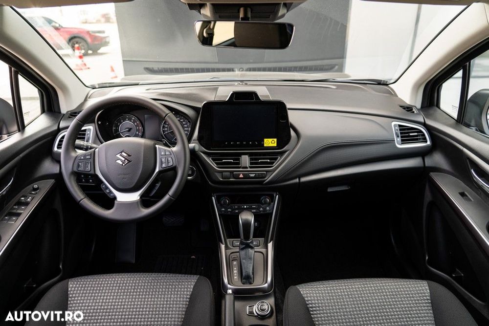 Suzuki S-Cross - 17