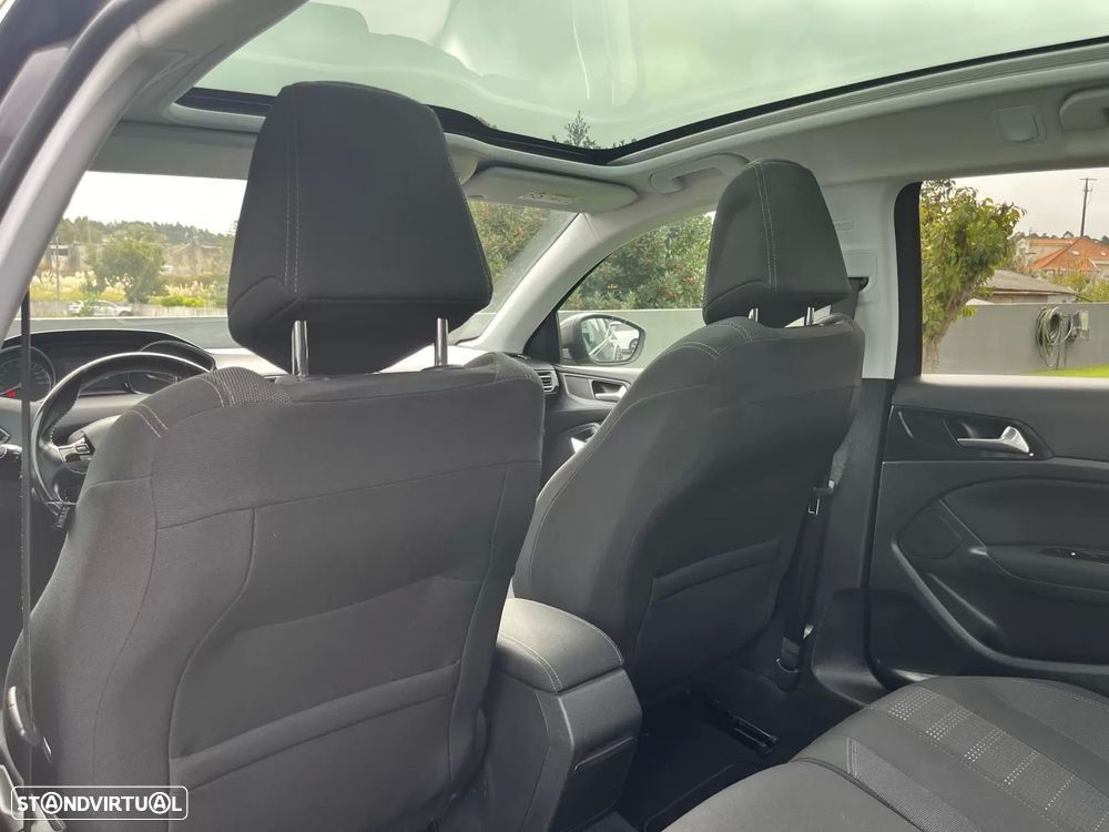 Peugeot 308 SW 1.2 PureTech Allure Full LED - 39
