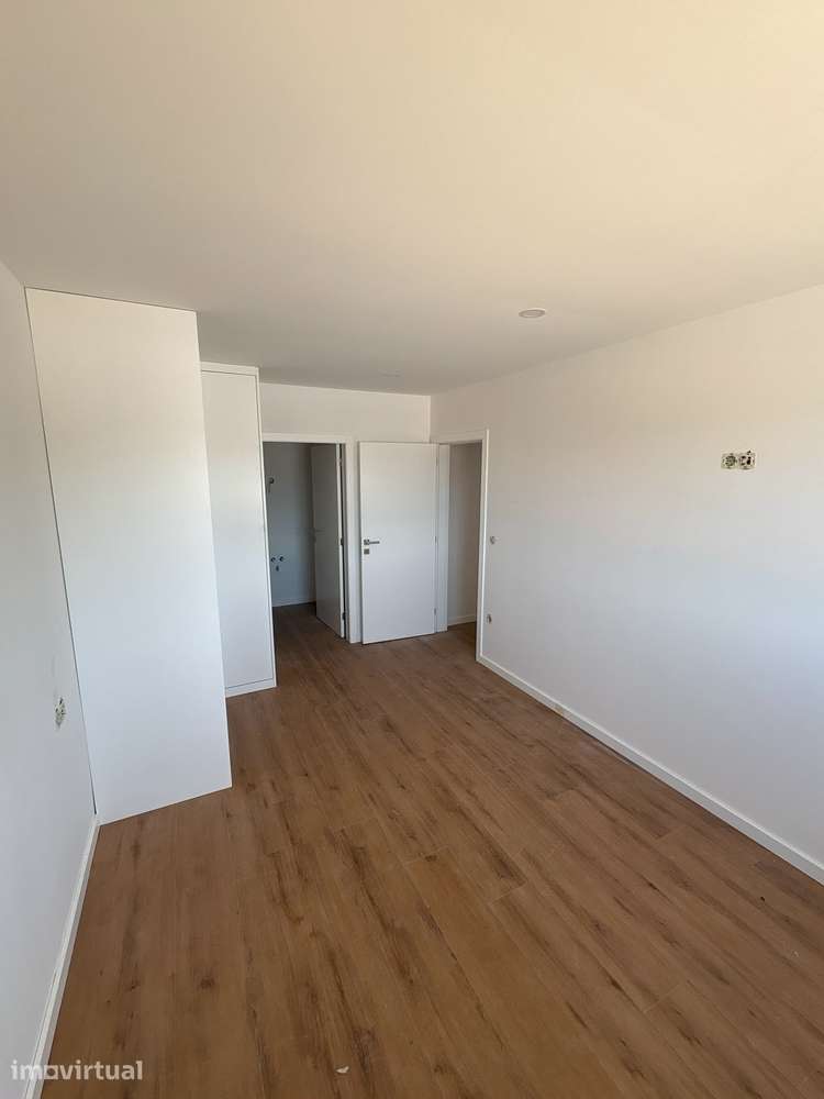 T3 Novo — Avenida Principal, Favões | Marco de Canaveses - Grande imagem: 5/9