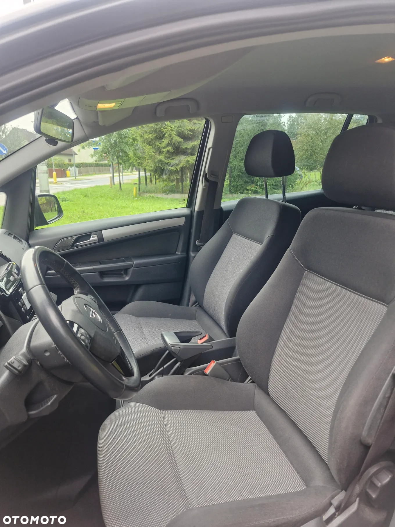Opel Zafira 1.6 Enjoy - 9