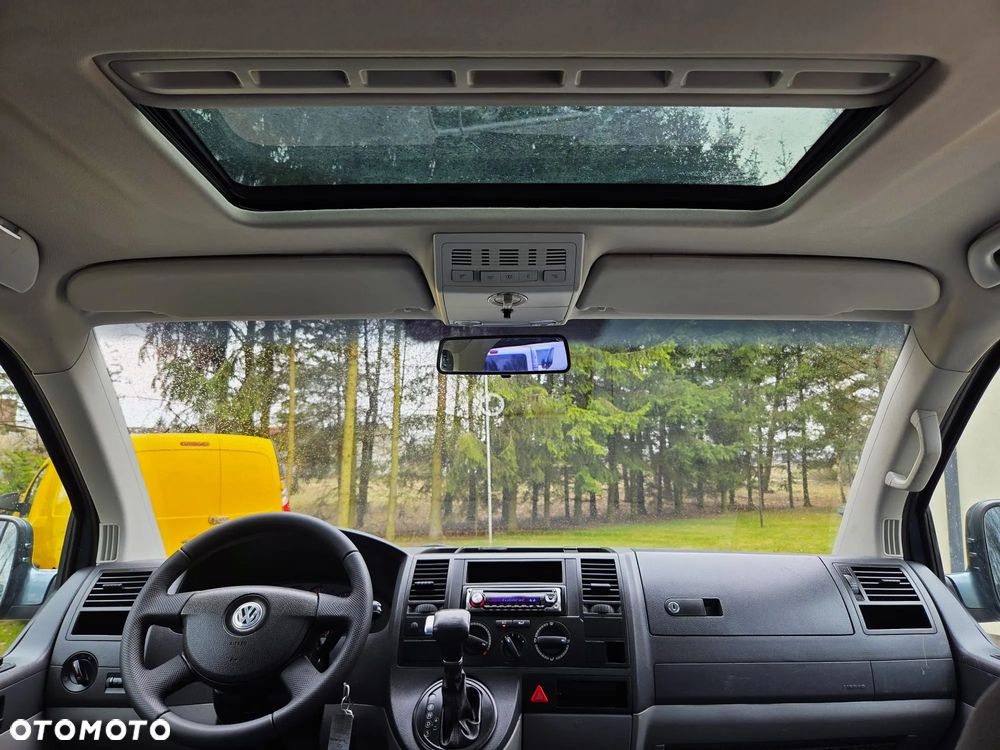 Volkswagen Transporter T5 - 12