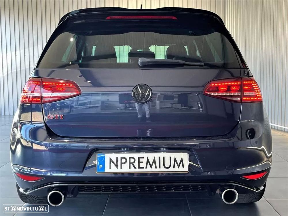 VW Golf 2.0 TSi GTi DSG - 37