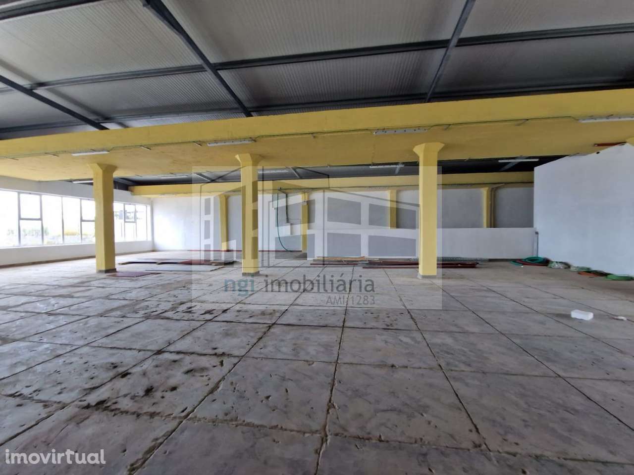 Armazém em Sacavém e Prior Velho - Grande imagem: 4/12