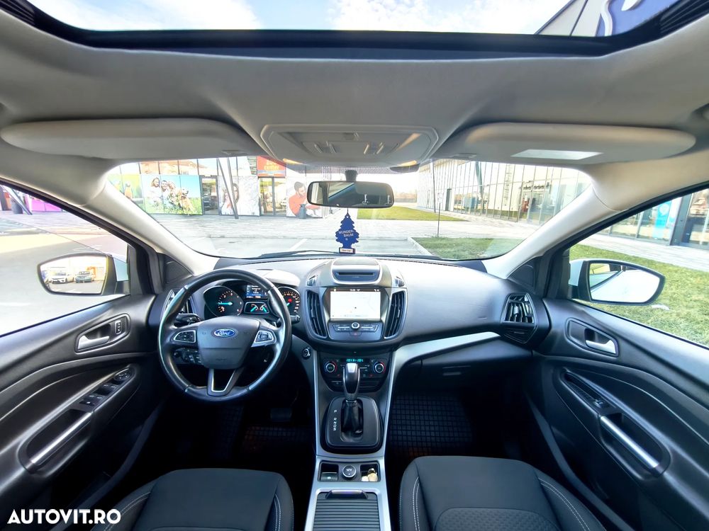 Ford Kuga - 3