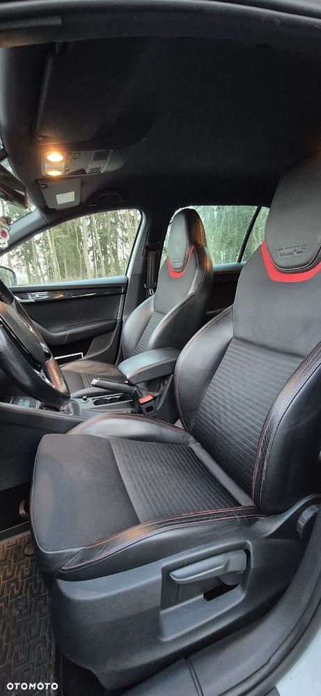 Skoda Octavia 2.0 TDI (Green tec) RS - 14