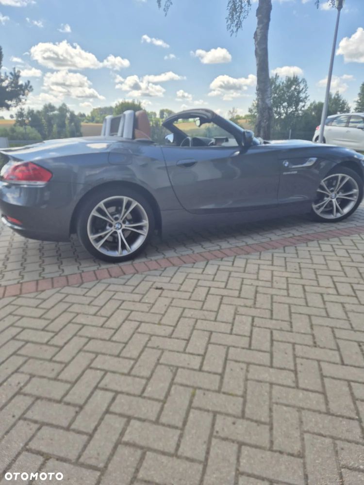 BMW Z4 sDrive28i - 14