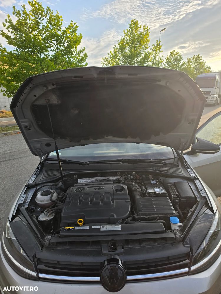 Volkswagen Golf 1.6 TDI Trendline - 5