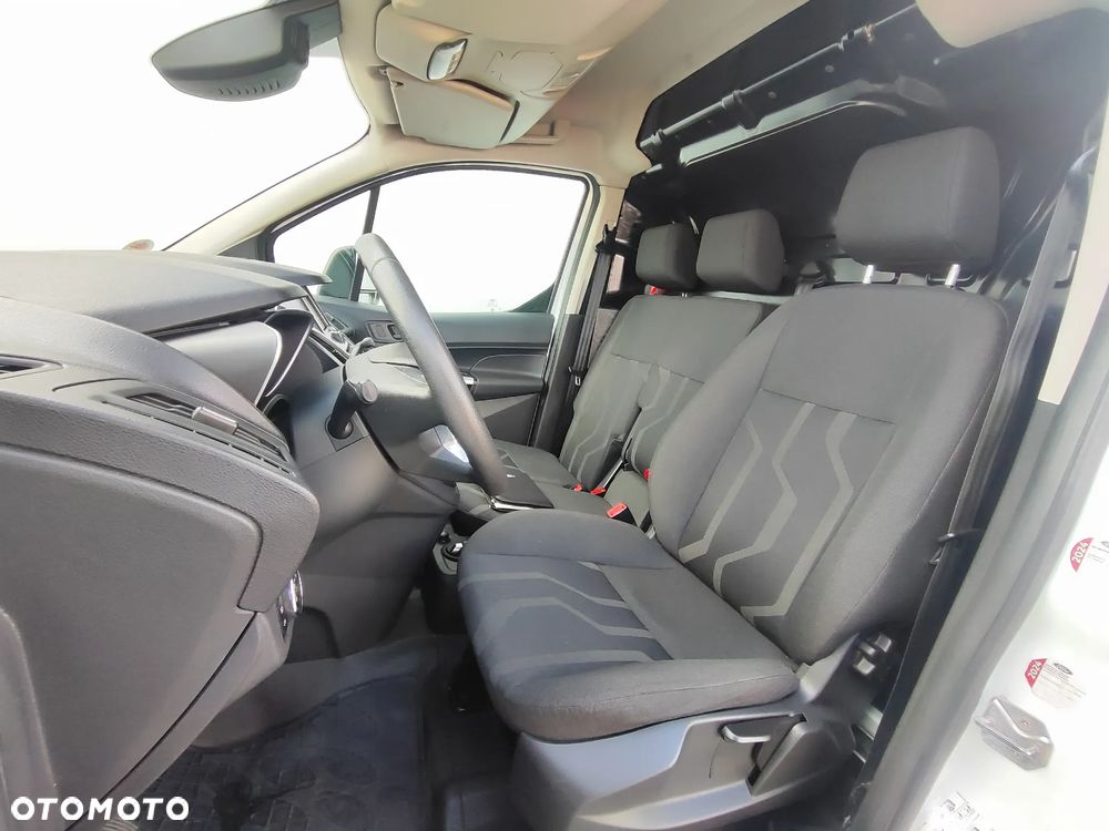 Ford Transit Connect - 8