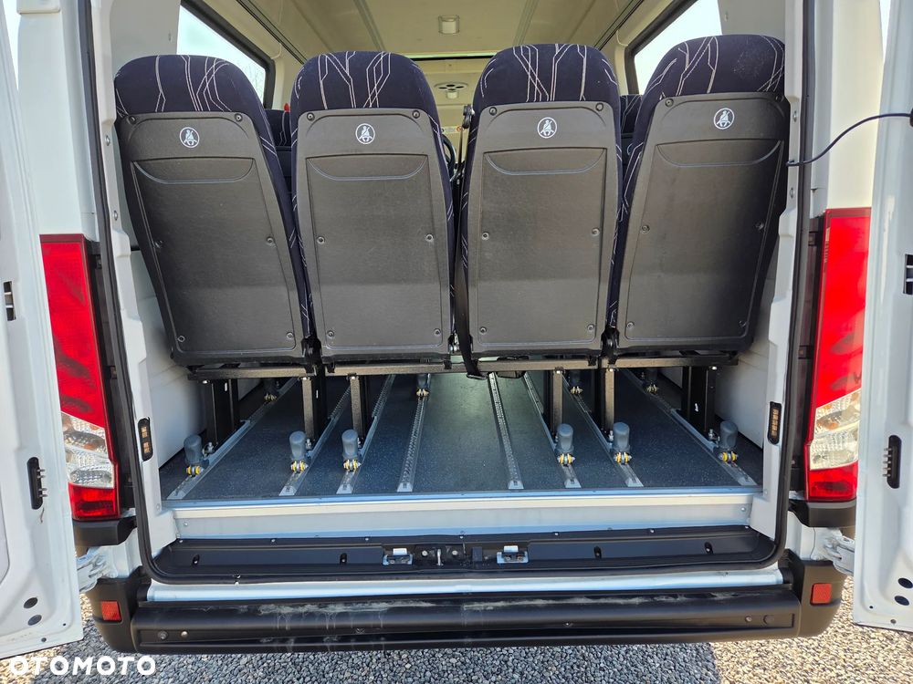 Iveco Daily Line A60C17 / 24 miejsca / - 8