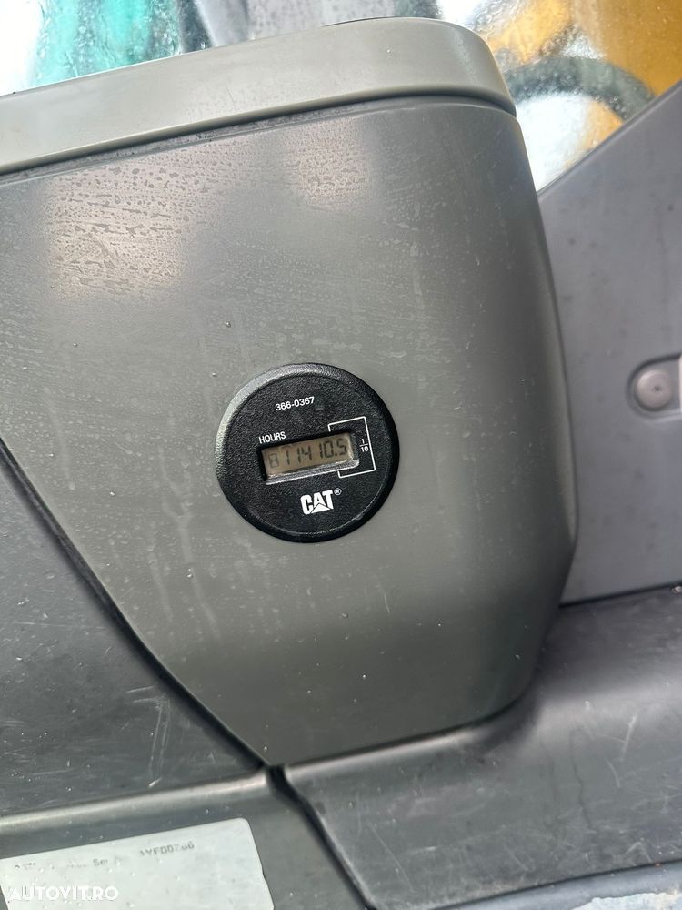 Caterpillar 438C - 13