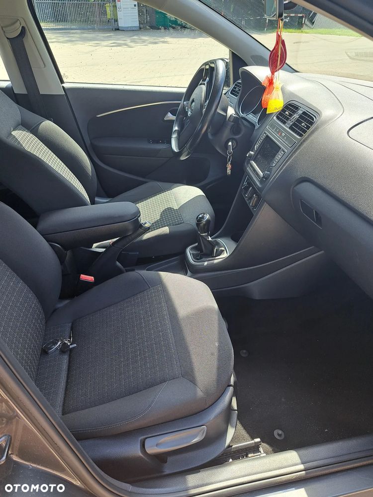 Volkswagen Polo 1.4 TDI Comfortline - 8