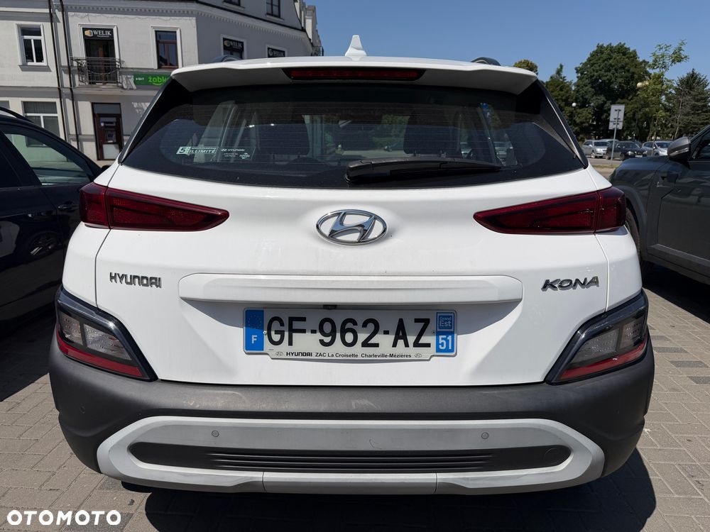 Hyundai Kona - 18