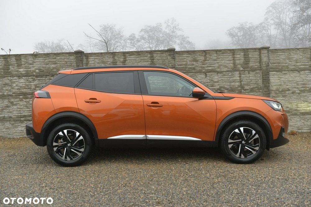 Peugeot 2008 1.2 PureTech Allure S&S EAT8 - 6