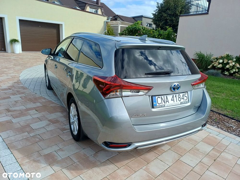 Toyota Auris 1.8 HSD Luna - 16
