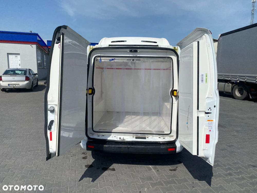 Ford Transit Custom - 17