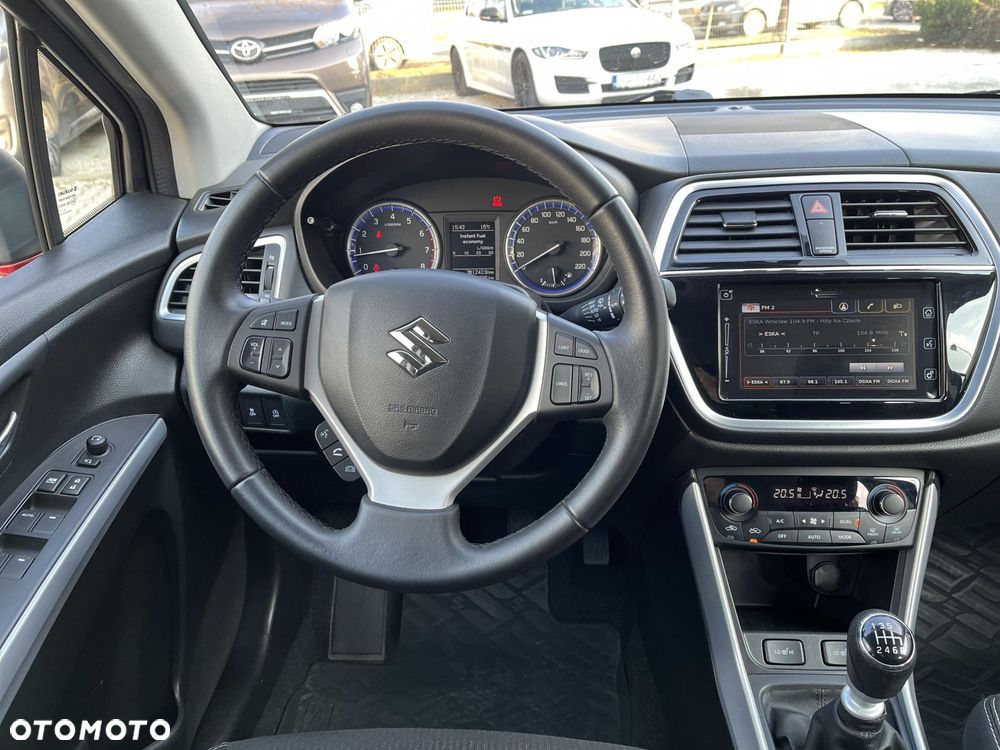 Suzuki SX4 S-Cross - 12