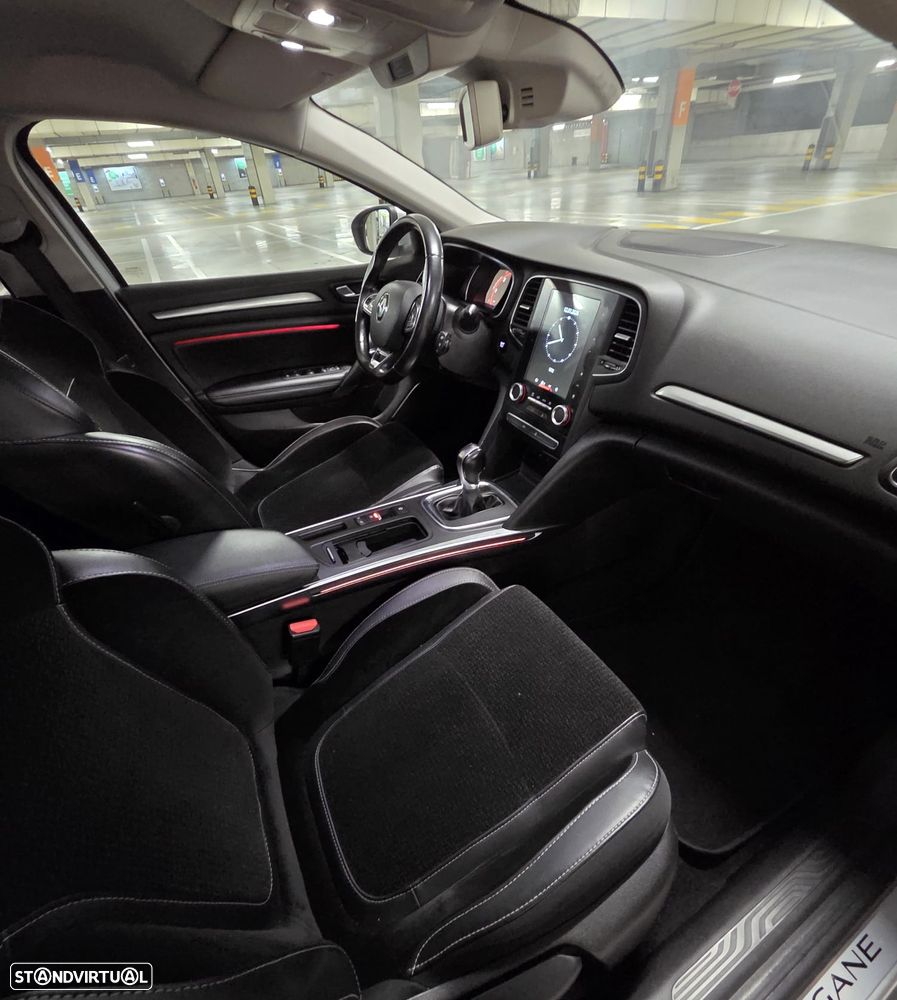 Renault Mégane BLUE dCi 115 EDC INTENS - 26