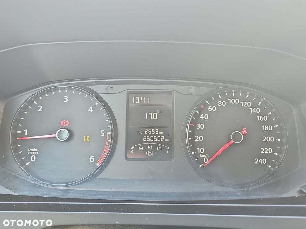 Volkswagen transporter - 18
