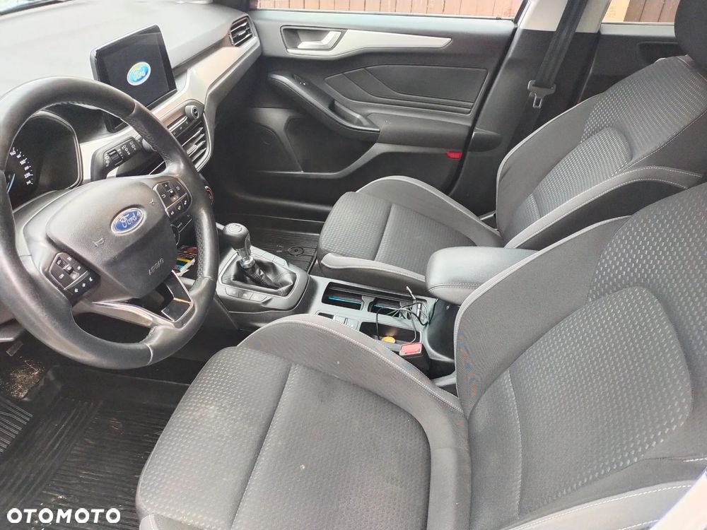 Ford Focus - 7