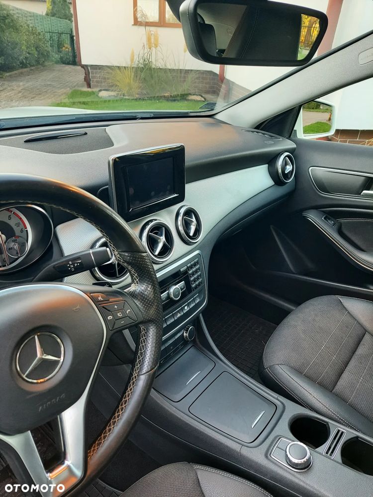 Mercedes-Benz GLA 220 CDI 4-Matic - 9