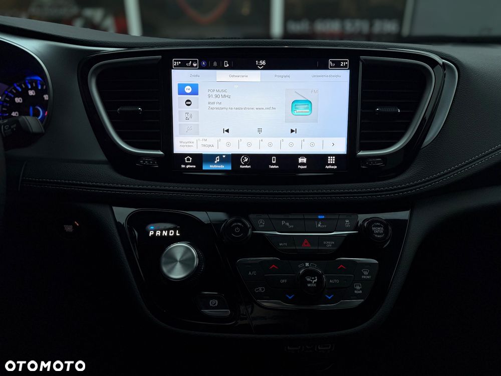 Chrysler Pacifica - 28