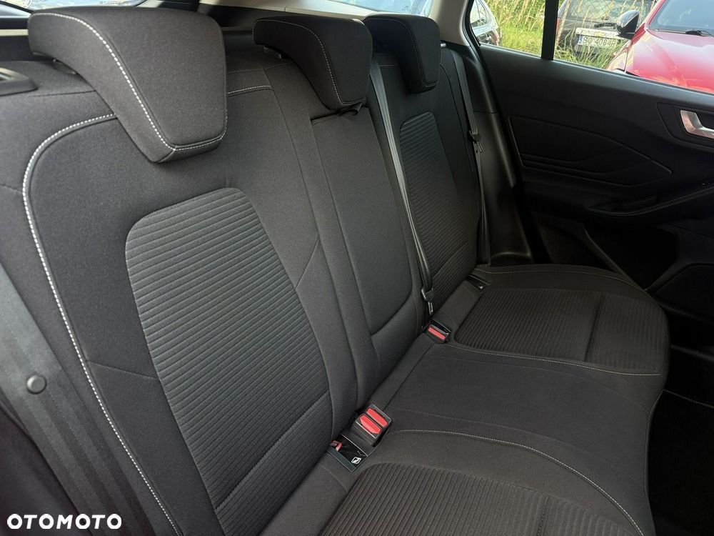 Ford Focus 1.0 EcoBoost mHEV Titanium X - 33