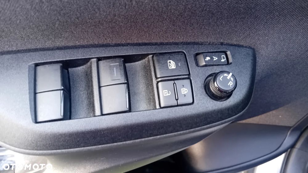 Toyota Yaris Cross - 30
