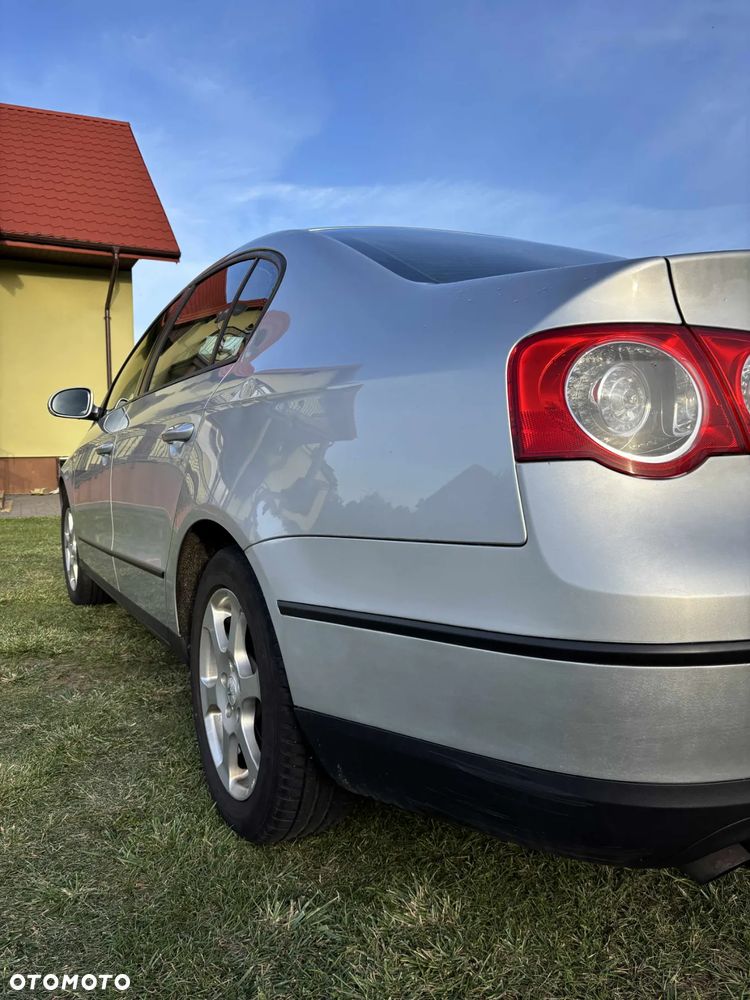 Volkswagen Passat - 9
