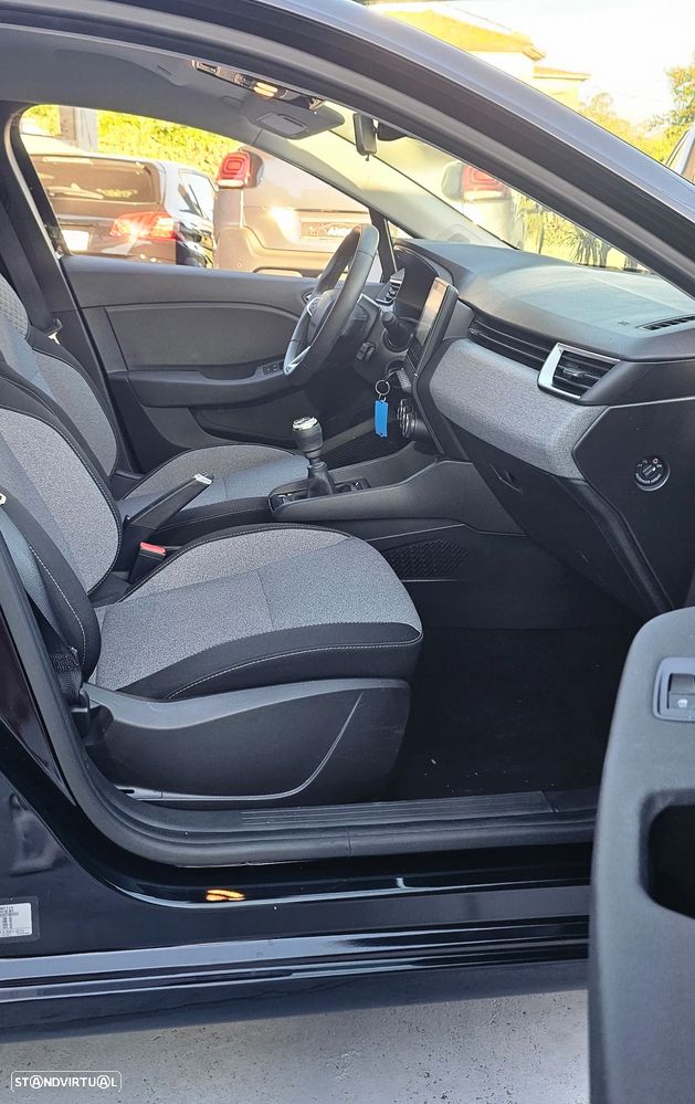 Renault Clio TCe 100 INTENS - 11