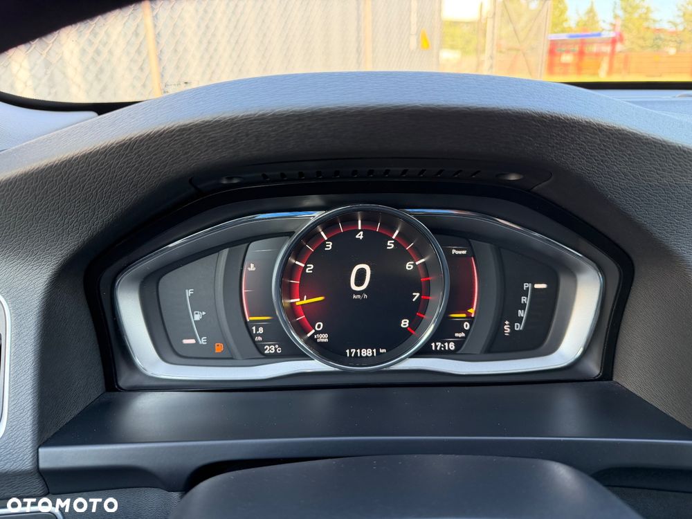 Volvo V60 Cross Country T5 AWD Geartronic Summum - 17