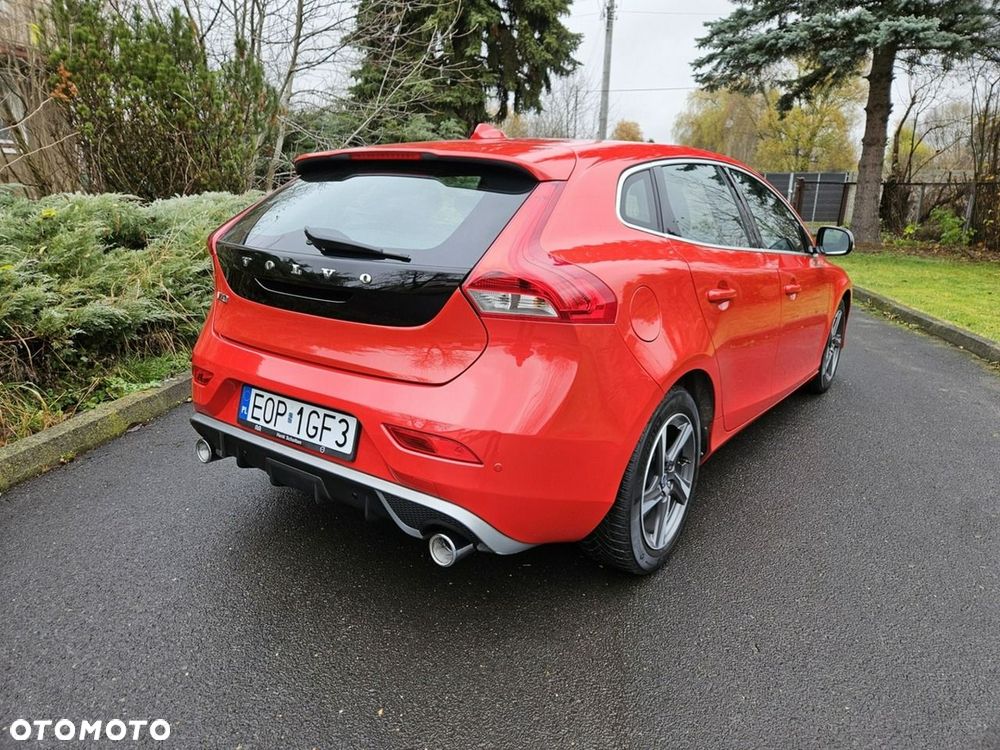 Volvo V40 D2 R-Design Momentum - 5