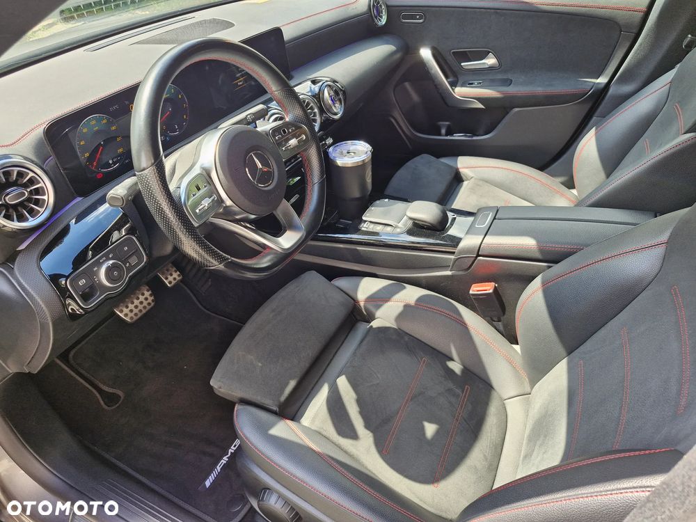 Mercedes-Benz CLA 250 7G-DCT AMG Line - 5