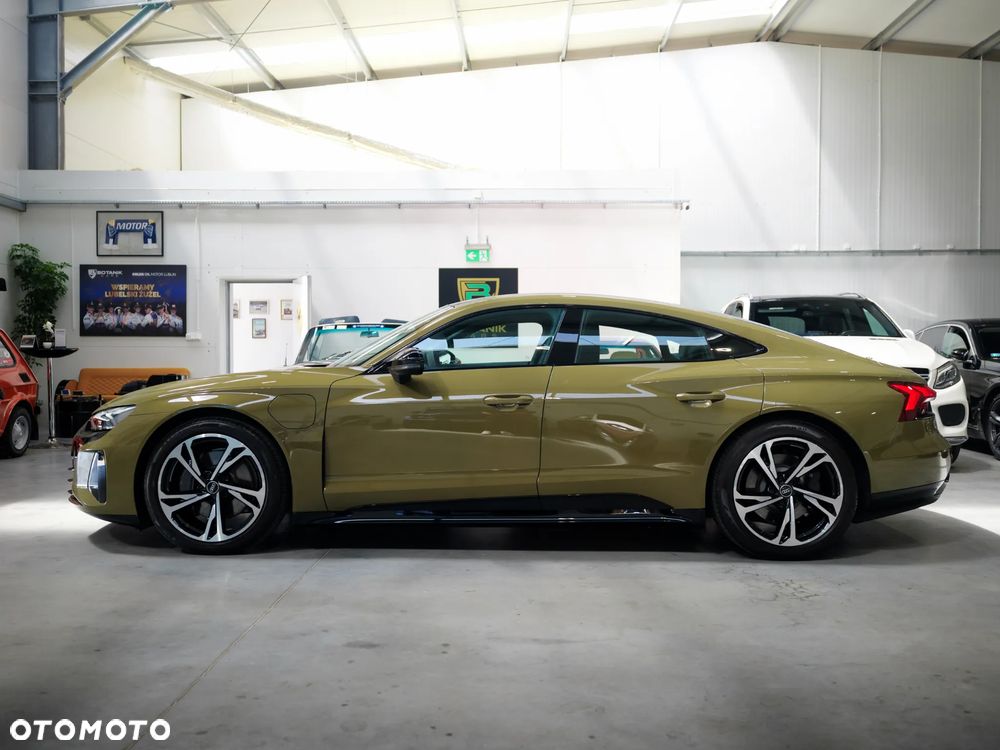 Audi e-tron GT - 5