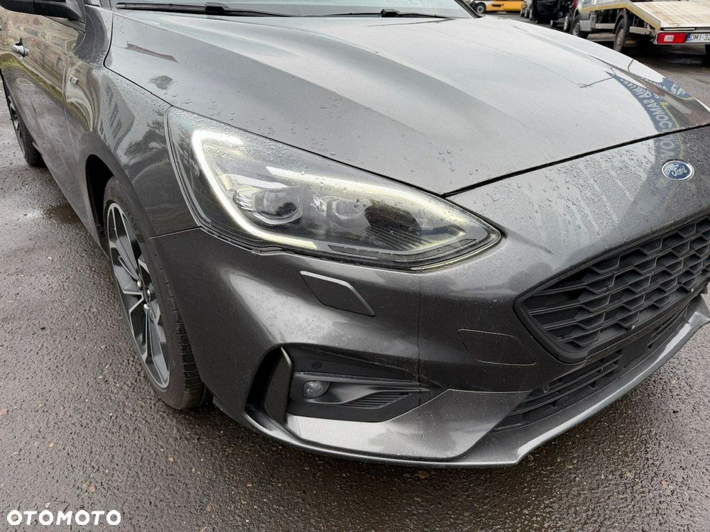 Ford Focus - 10
