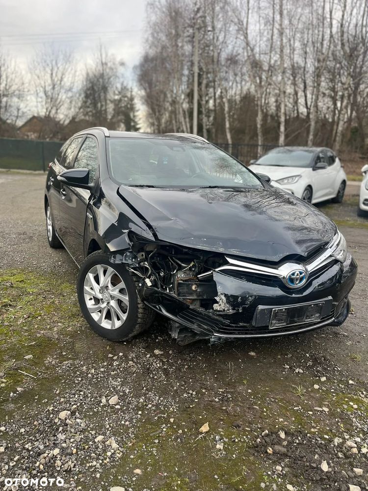 Toyota Auris - 1