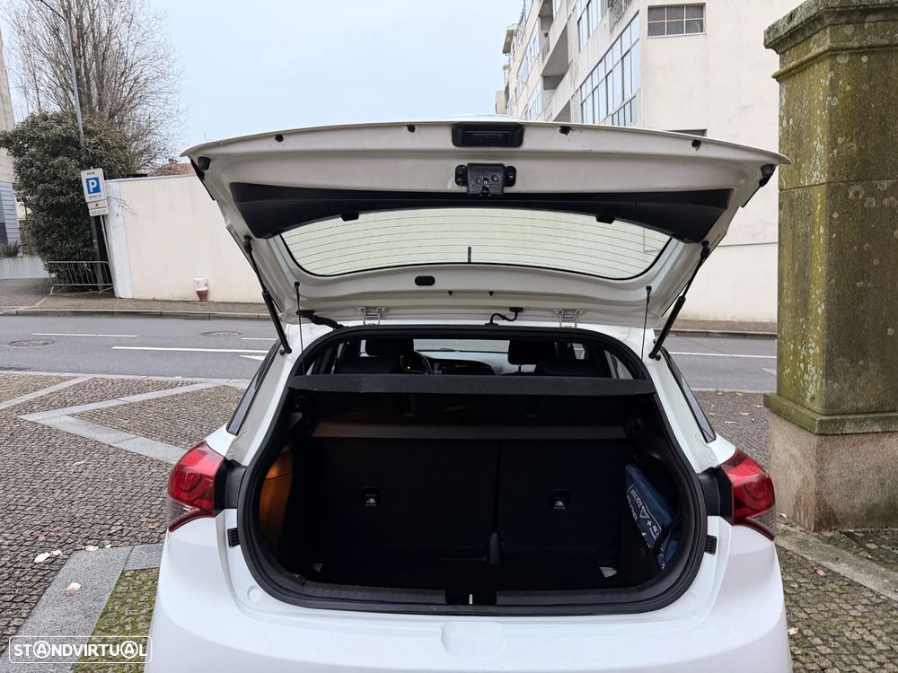 Hyundai i20 1.1 CRDi LED - 25