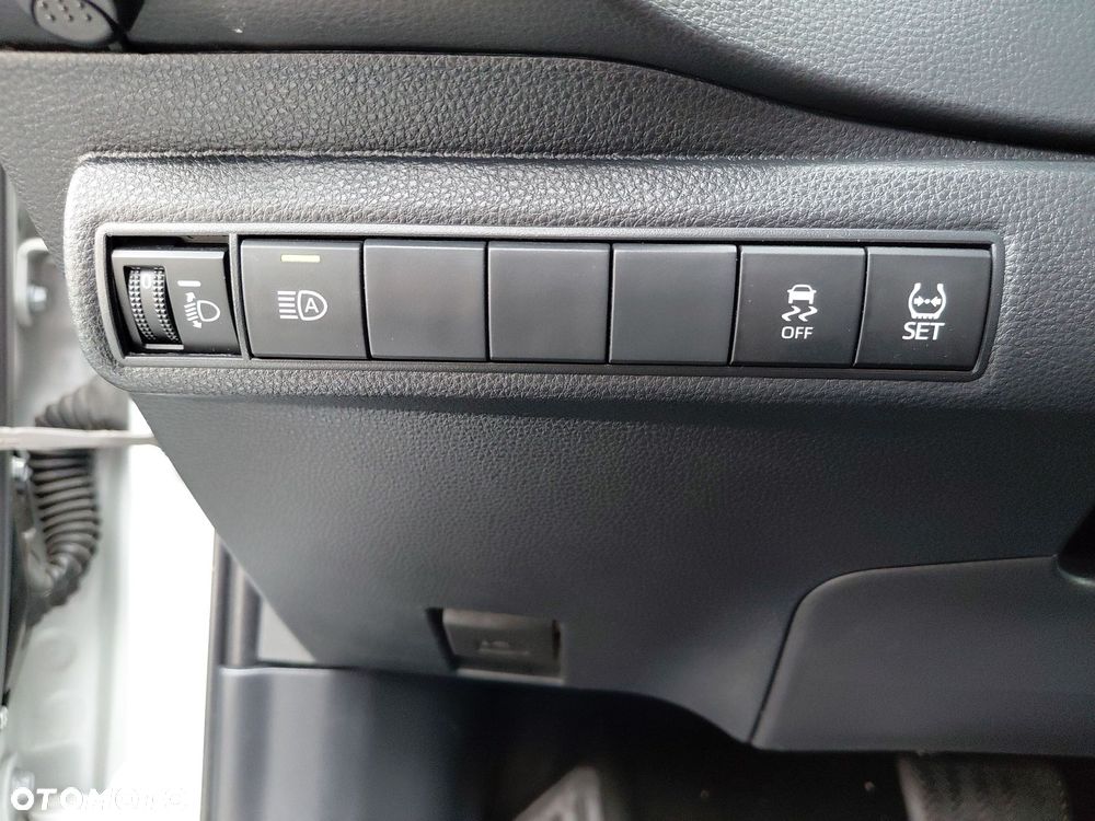 Toyota Corolla - 21