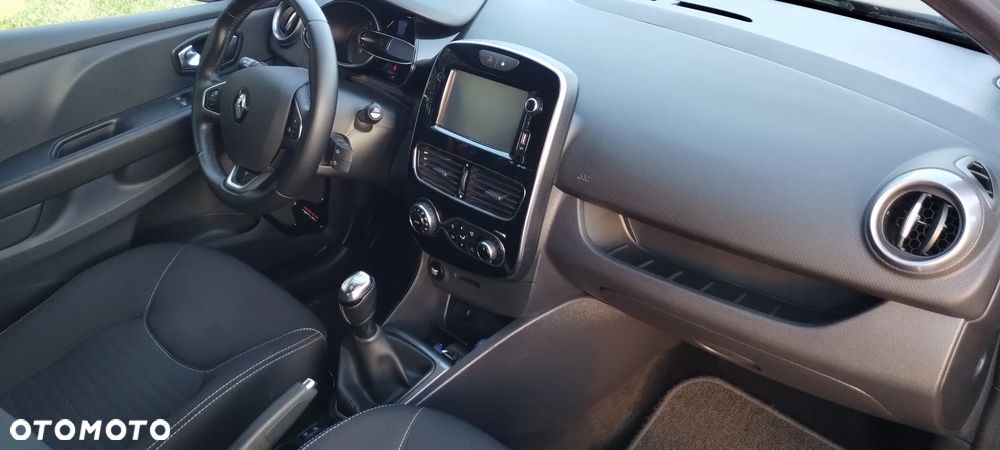 Renault Clio 1.2 16V Limited - 11