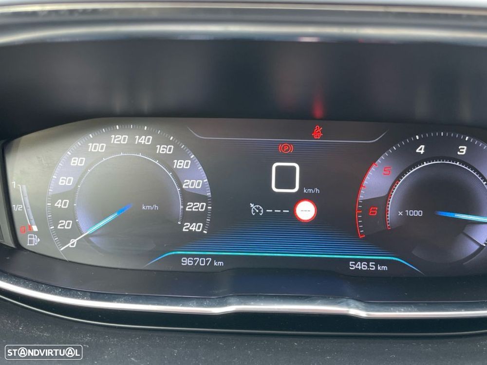 Peugeot 3008 1.5 BlueHDi Allure - 3
