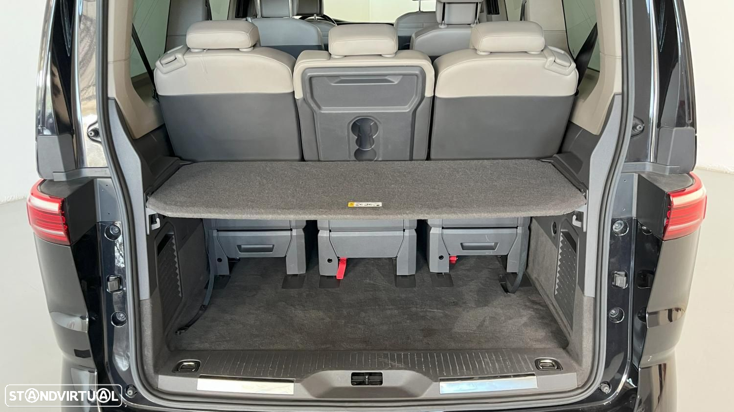 VW Multivan 2.0 TDI Style Longa DSG - 15