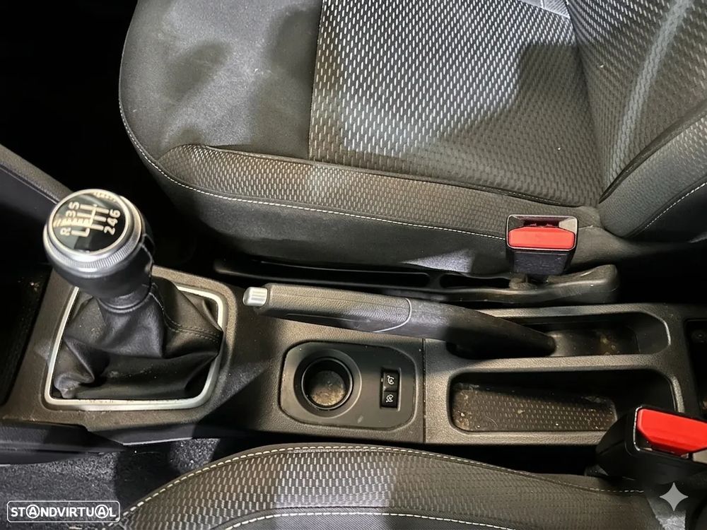 Dacia Duster II 1.0 TCe LPG Gasolinagas (GPL) 91 cv  67 kW 2021-2026 para peças - 6