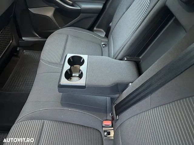 Ford Focus 1.0 EcoBoost Titanium - 30